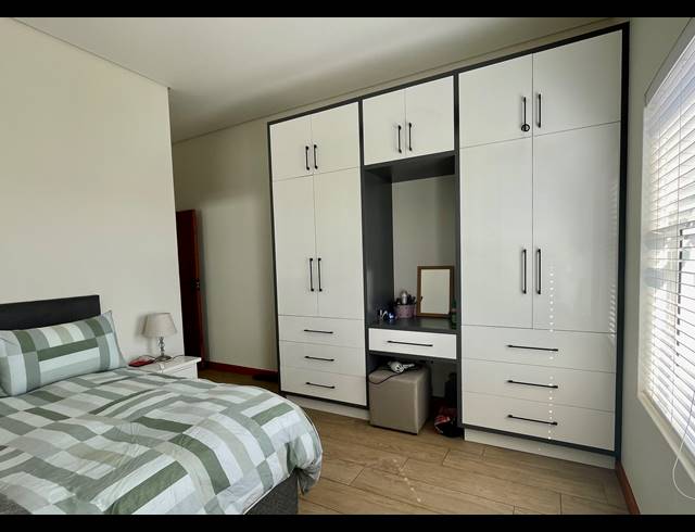 3 BEDROOM HOUSE FOR SALE IN LAGUNA SANDS